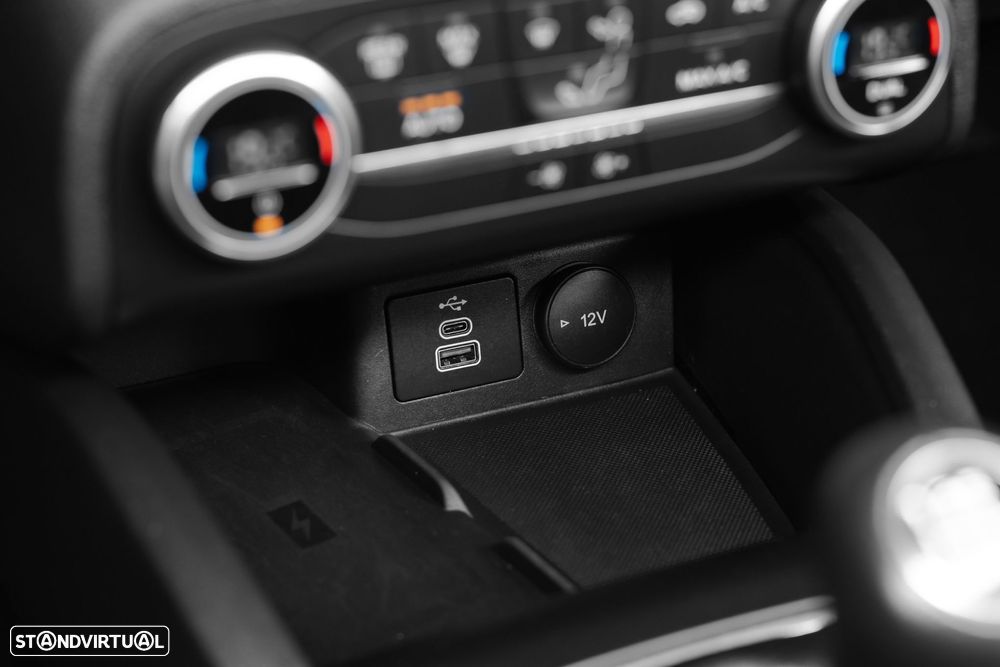 Ford Focus 1.0 EcoBoost MHEV Titanium - 29