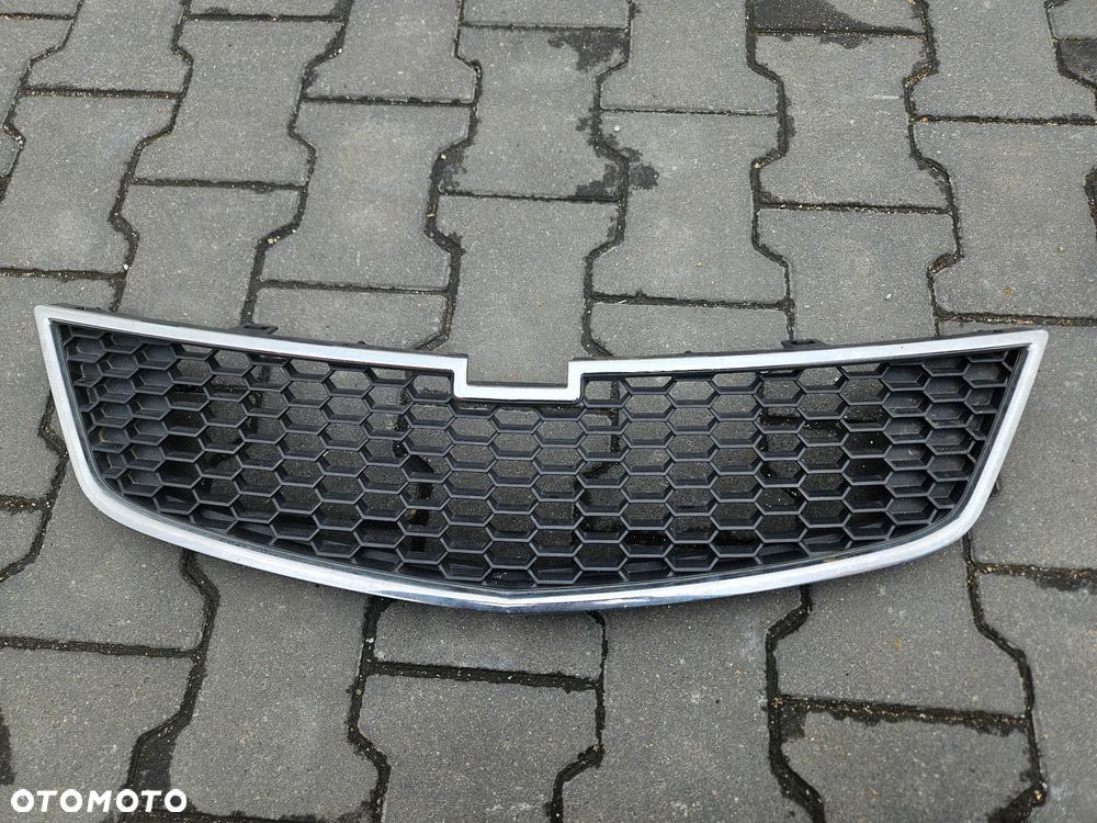 Grill atrapa chrom Chevrolet SPARK M300 2010r 5d hatchback GEL - 6