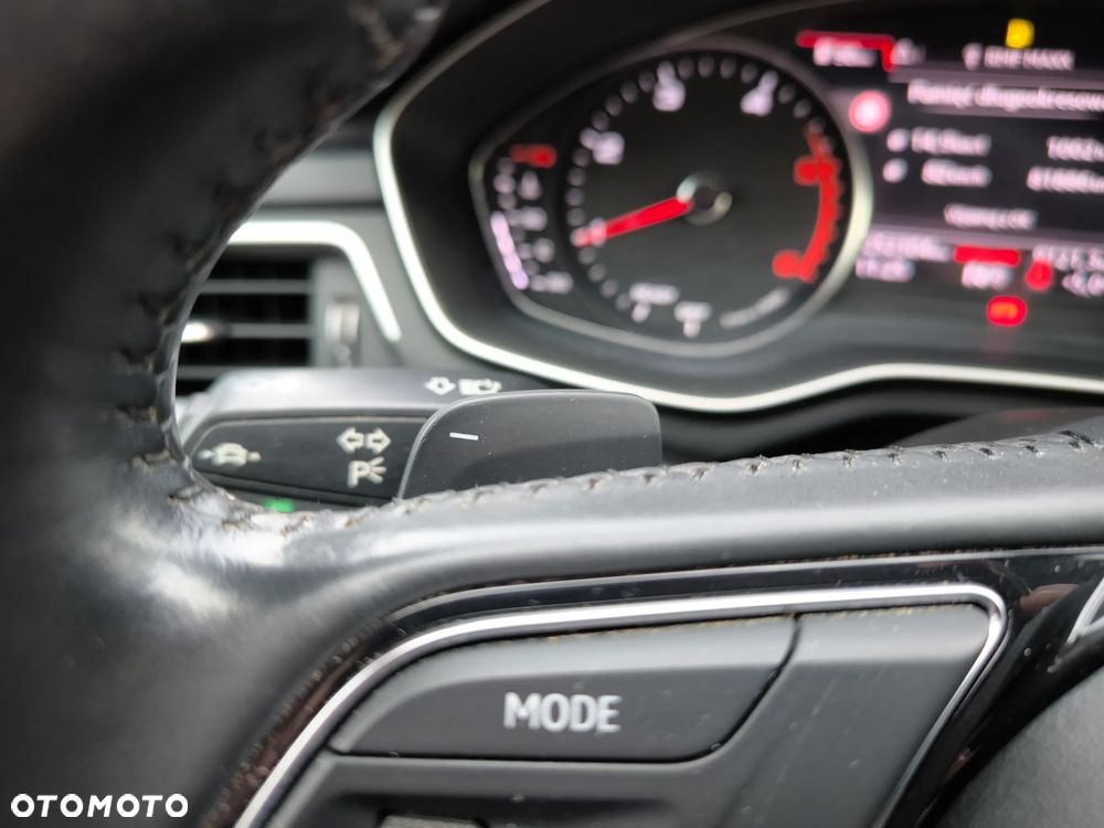 Audi A4 Avant 2.0 TDI S tronic - 24