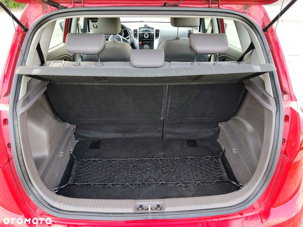 Kia Venga 1.4 L - 22