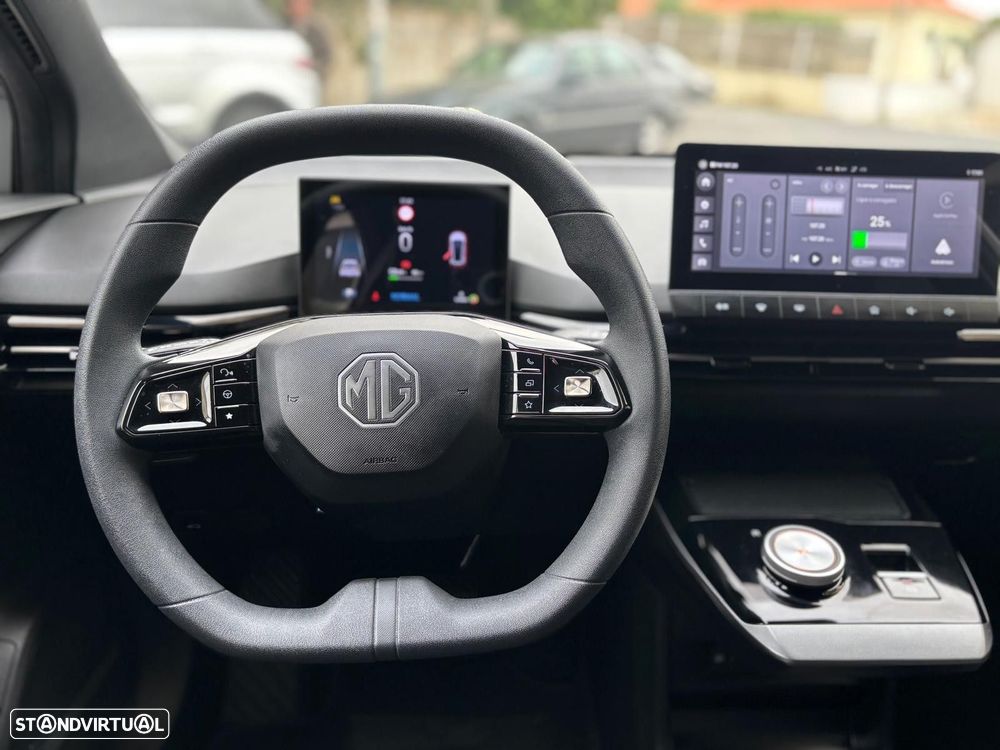 MG MG4 51 kWh Standard - 11