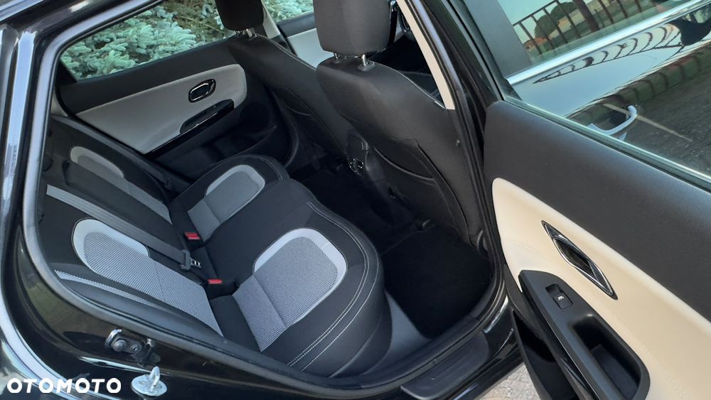 Kia Ceed - 18