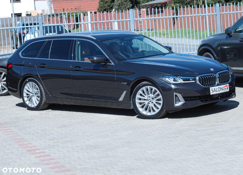 BMW Seria 5 530e Luxury Line sport - 30