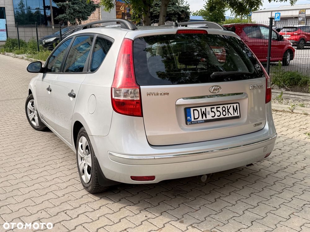 Hyundai i30 1.6 CRDi Premium - 8