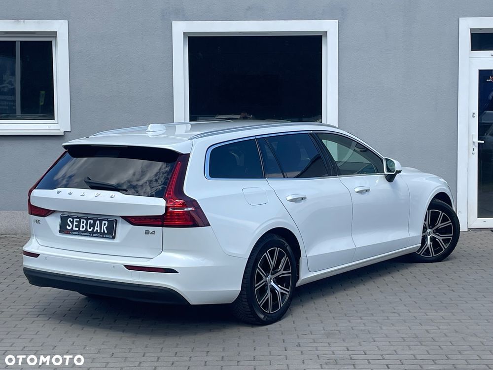 Volvo V60 B4 D Geartronic Momentum - 4
