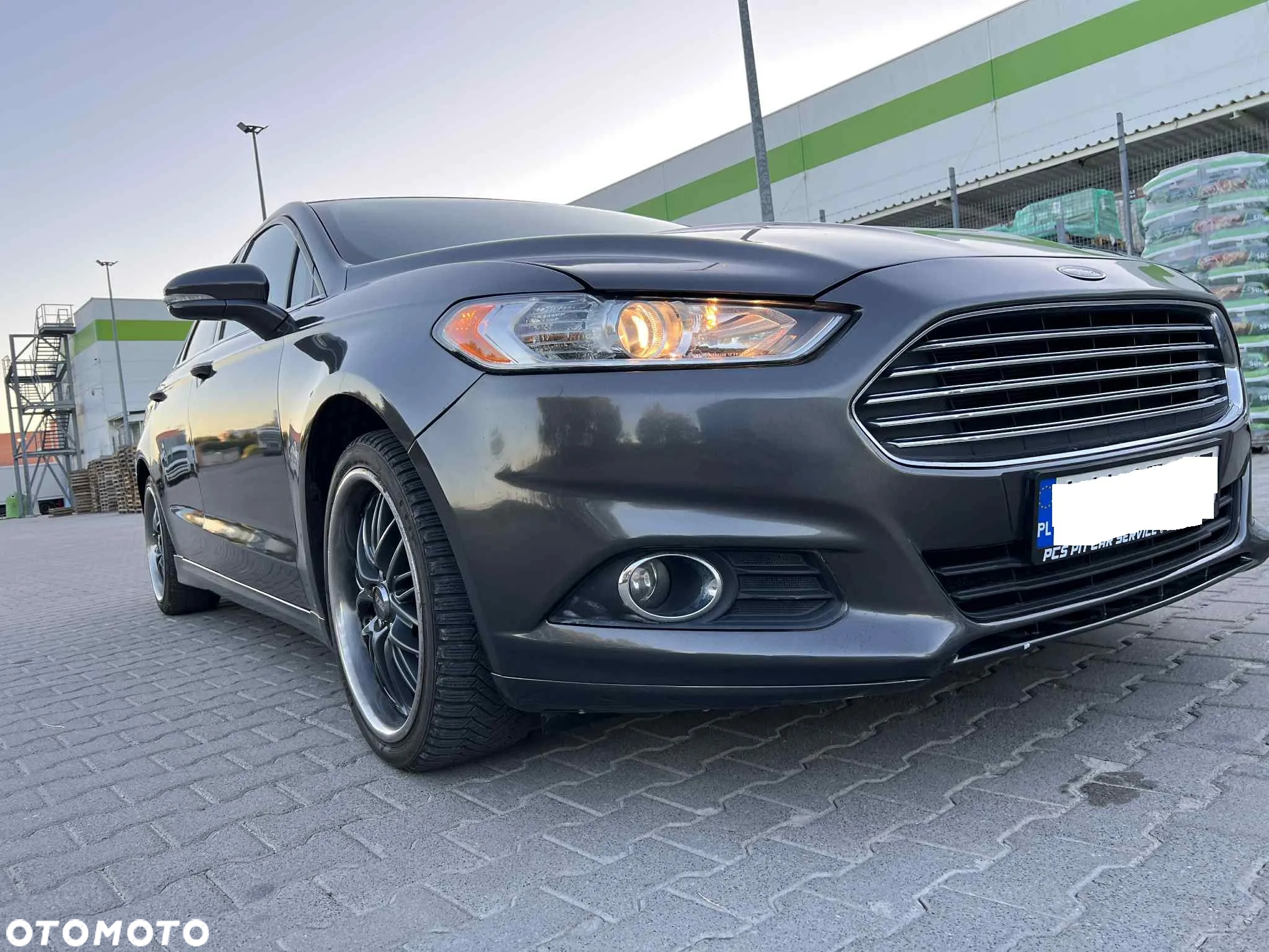Ford Fusion - 14