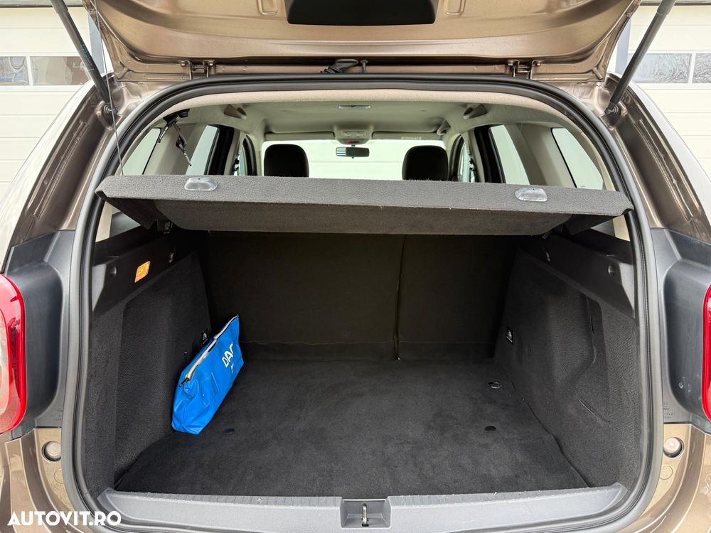 Dacia Duster 1.6 SCe Prestige jante 16" - 17