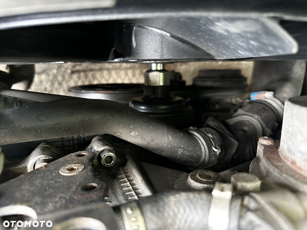 BMW Seria 3 330d - 25