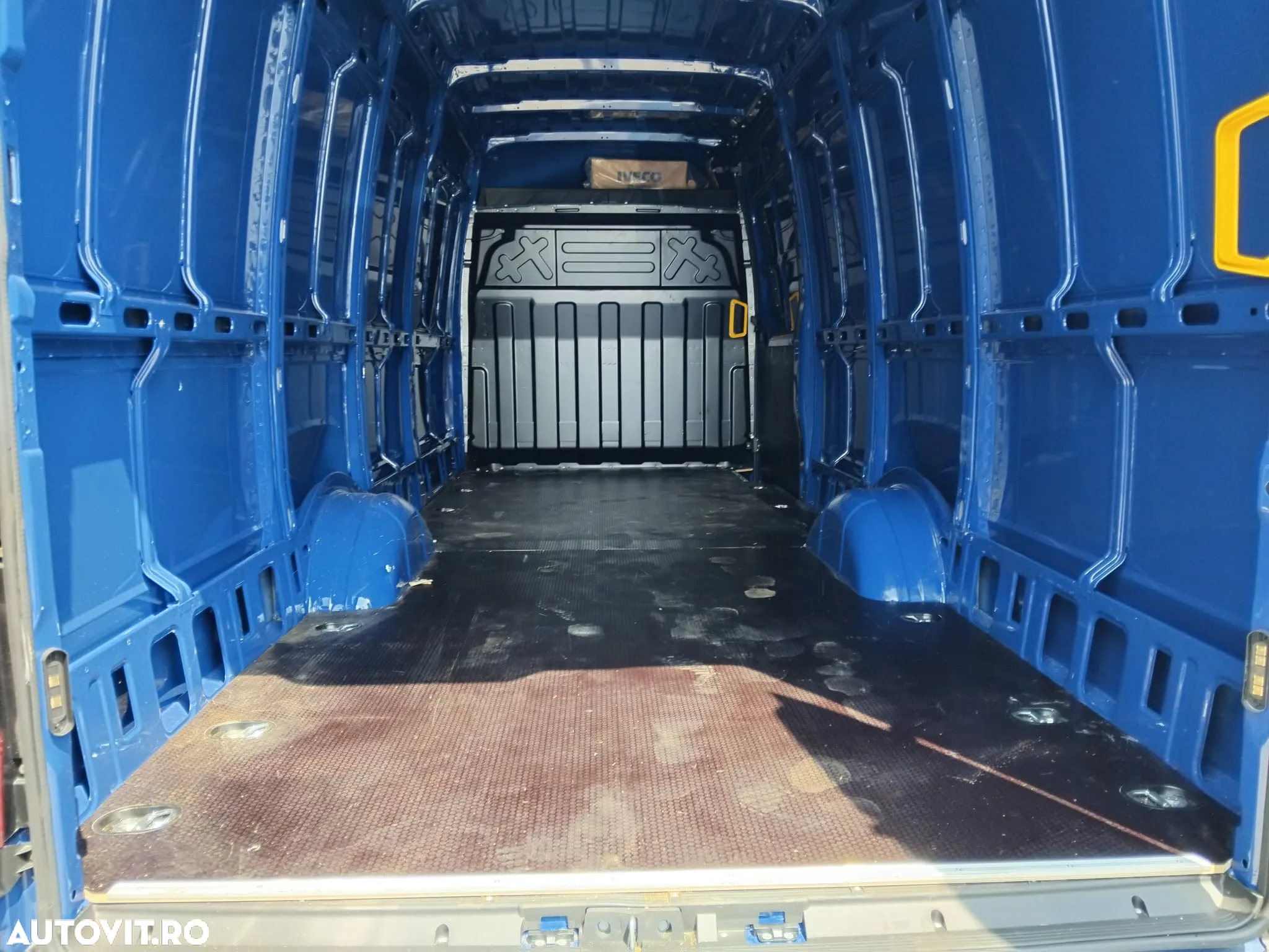 Iveco Daily 35S18 - 7