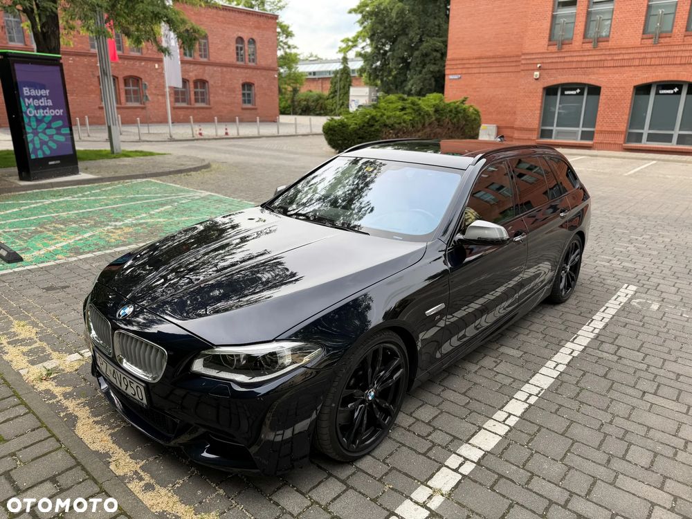 BMW Seria 5 M550d xDrive - 14