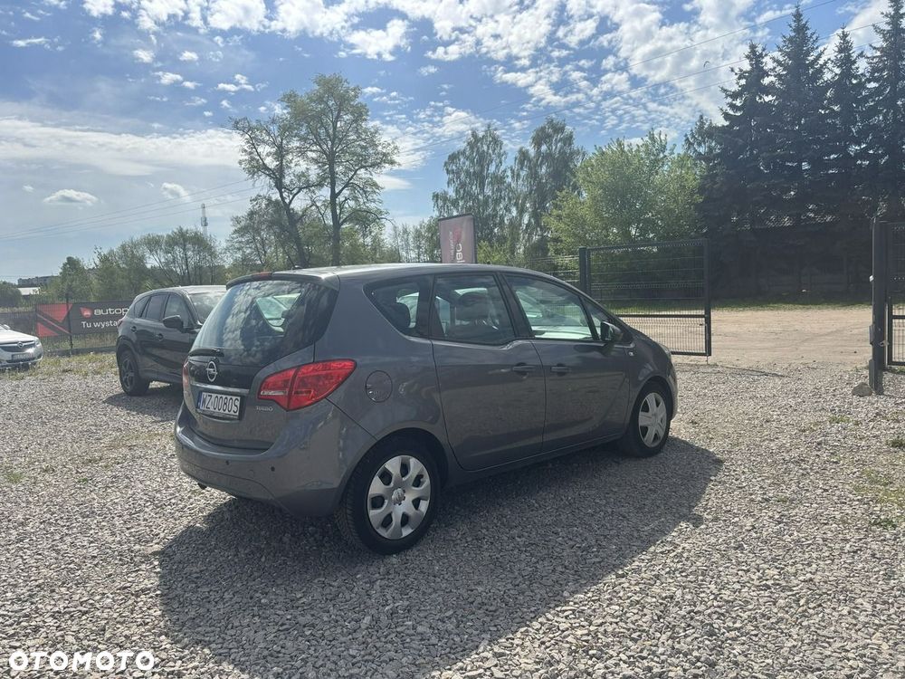 Opel Meriva - 12