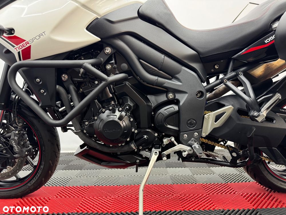 Triumph Tiger - 17