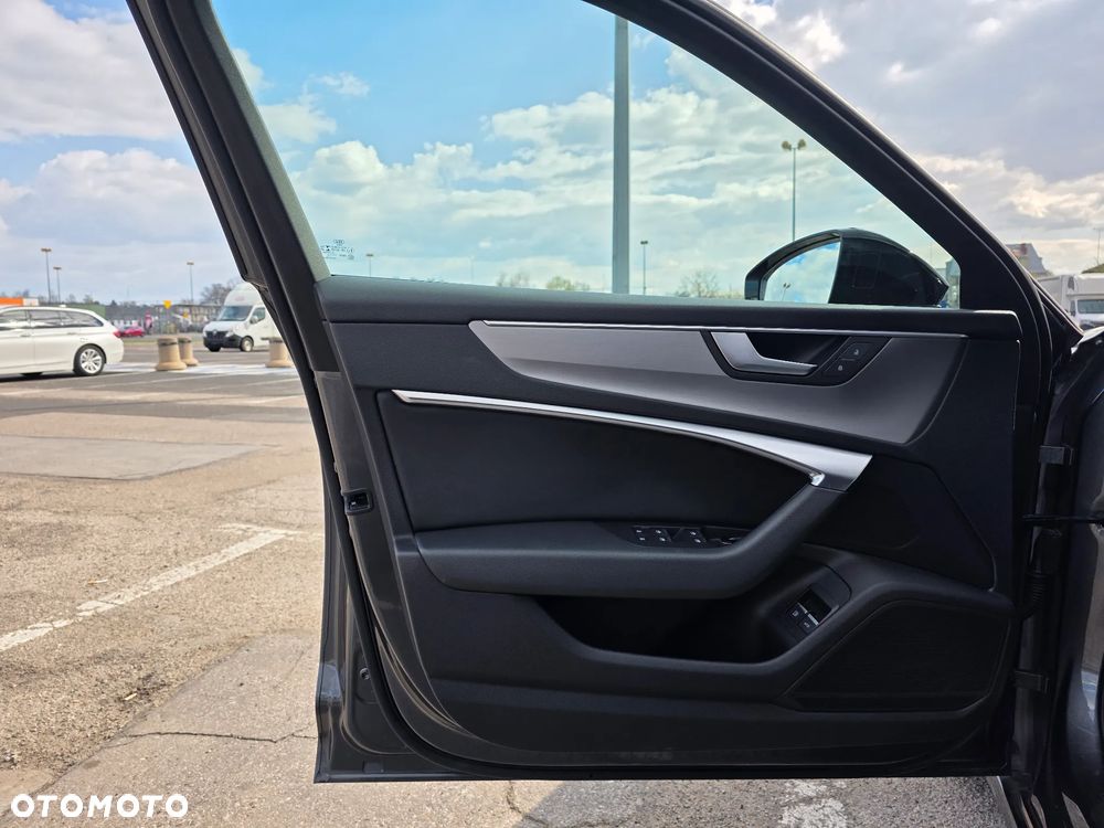 Audi A6 Avant 55 TFSI e quattro S tronic sport - 23