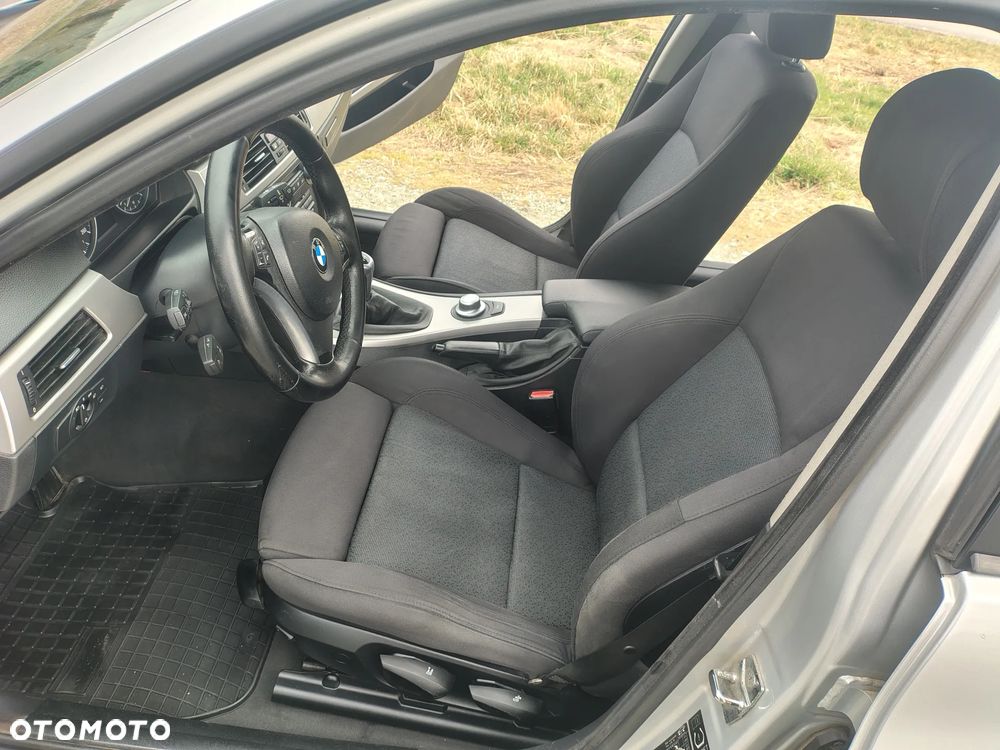 BMW Seria 3 318d DPF Edition Sport - 5