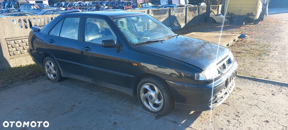 Seat Toledo Gt 1.6 benzyna 97r wszystkie części
