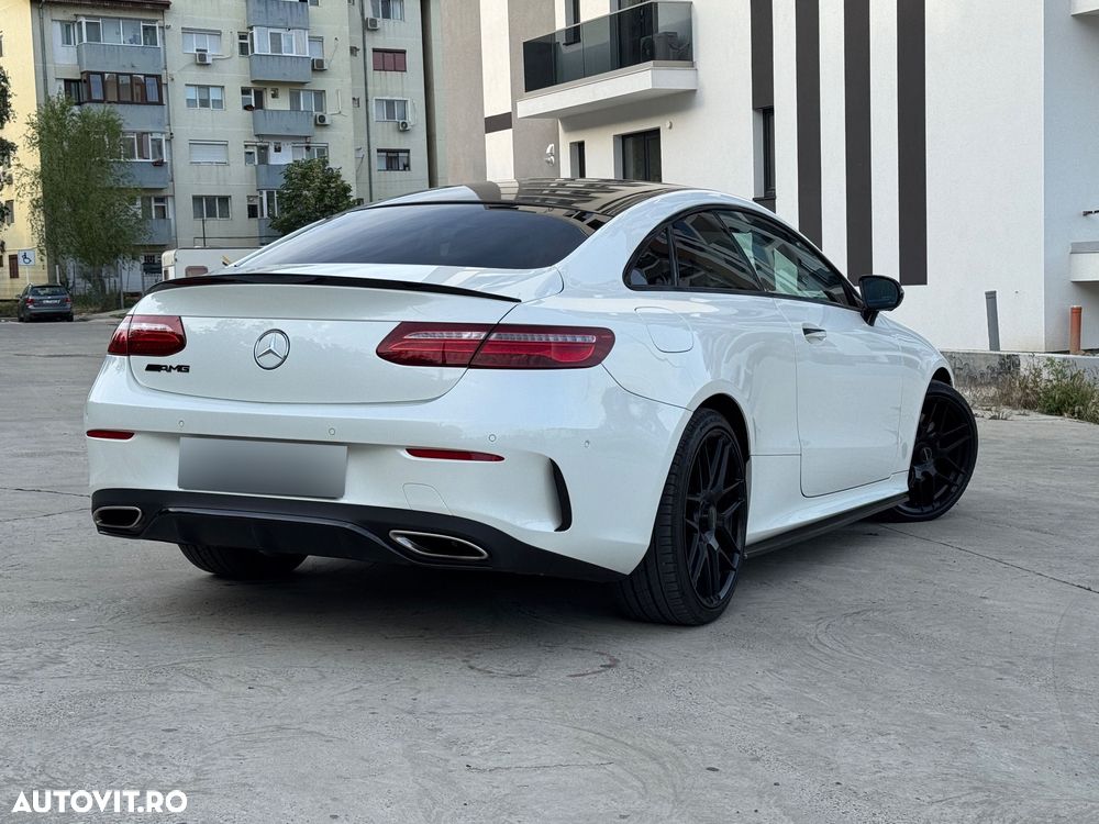 Mercedes-Benz E 300 9G-TRONIC AMG Line - 3