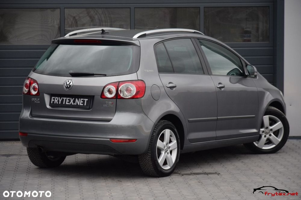 Volkswagen Golf Plus - 11