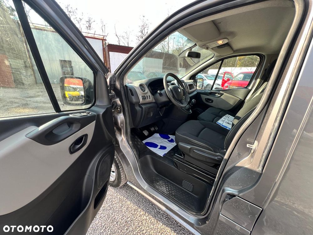 Renault Trafic - 11