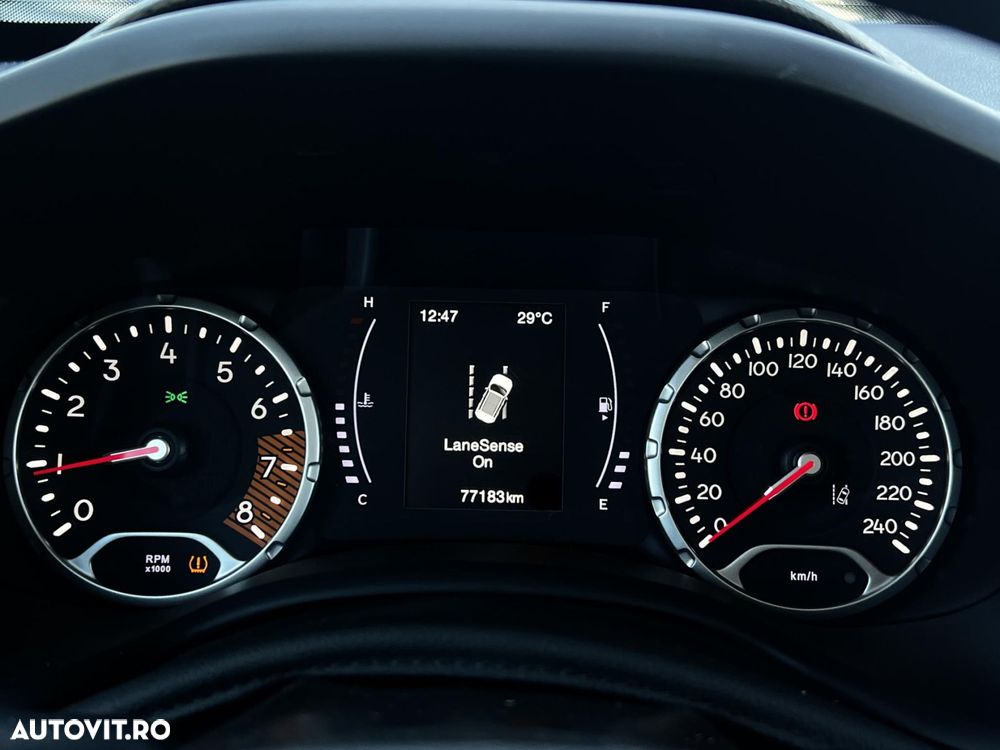 Jeep Renegade - 13