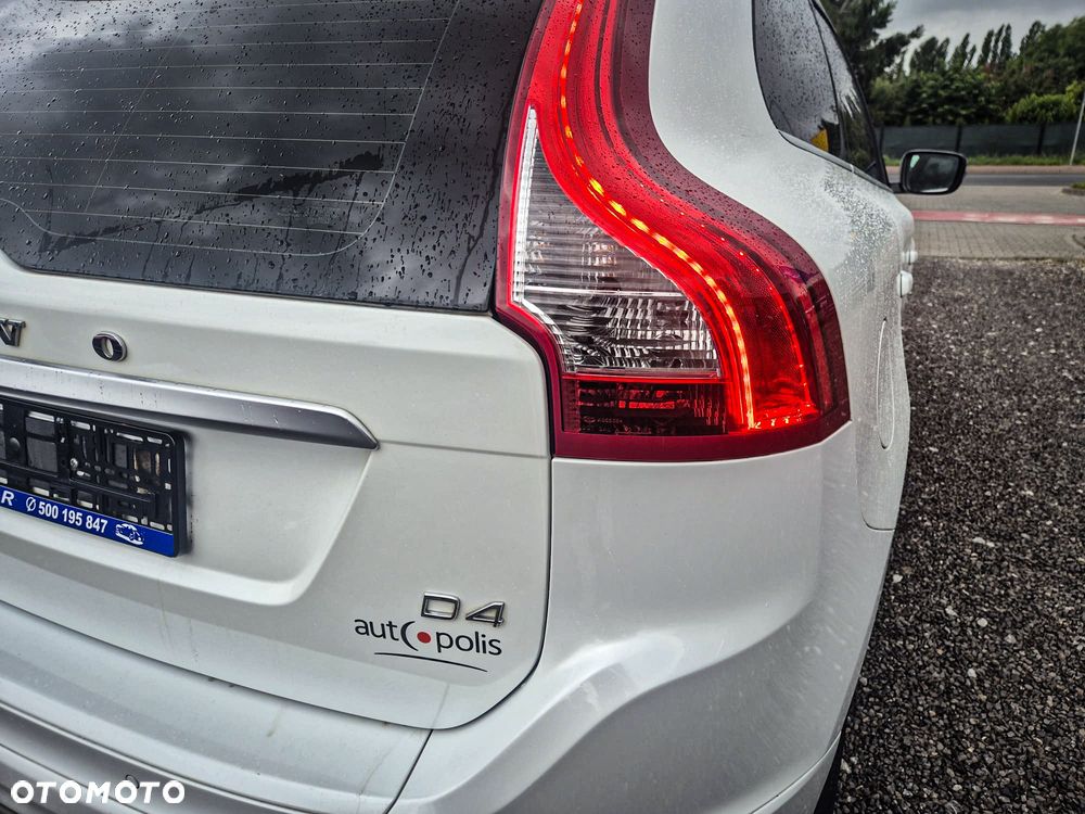 Volvo XC 60 D4 AWD Geartronic RDesign - 10