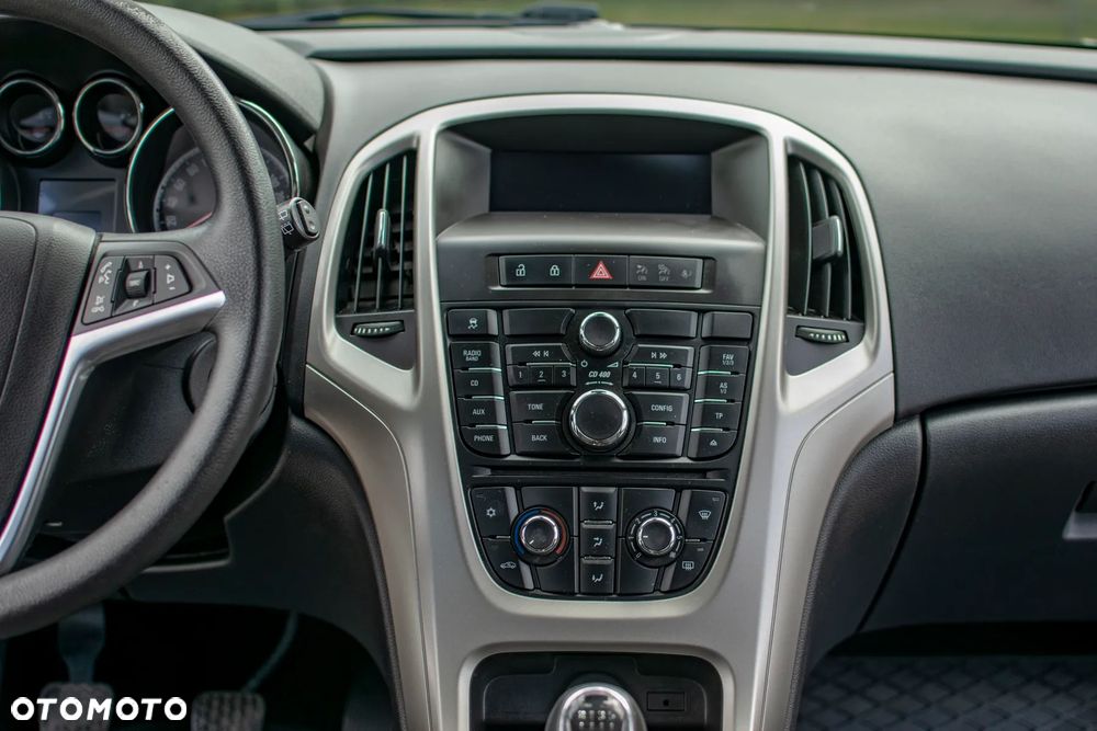 Opel Astra - 33