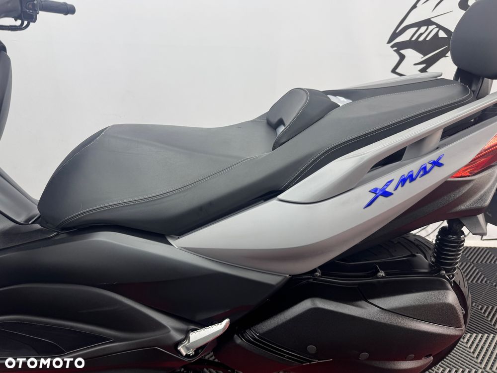 Yamaha X-max - 17