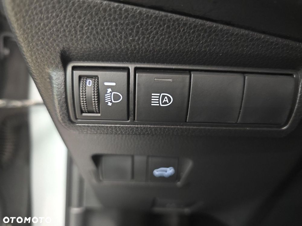 Toyota Corolla Cross - 22