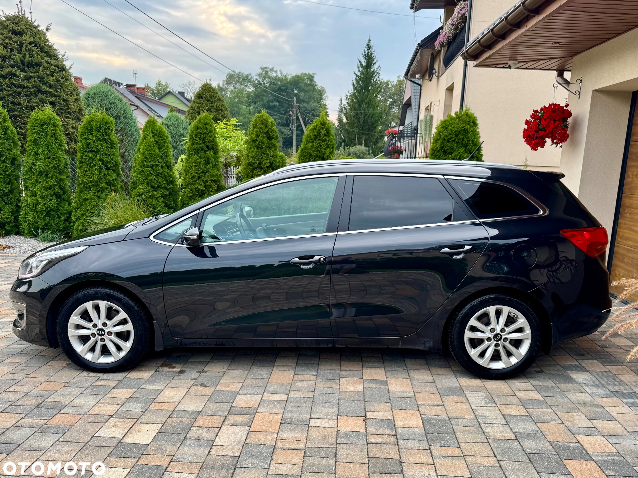 Kia Ceed 1.6 CRDi 136 ISG SW Edition 7 - 3