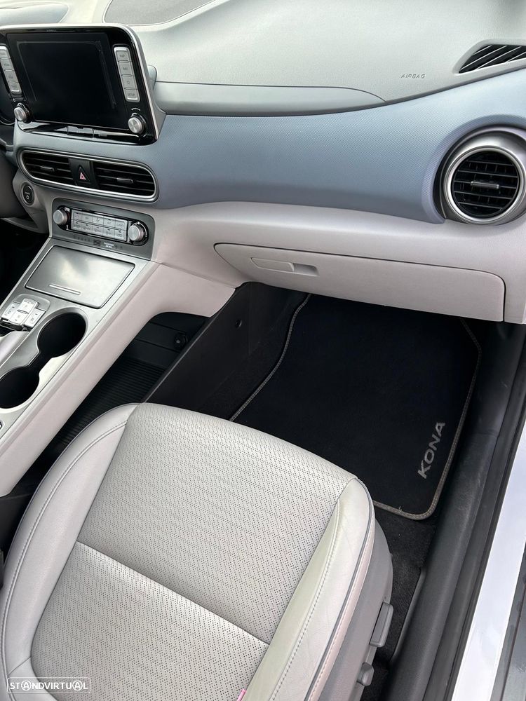 Hyundai Kauai EV 64 kWh Premium+P.Premium - 21