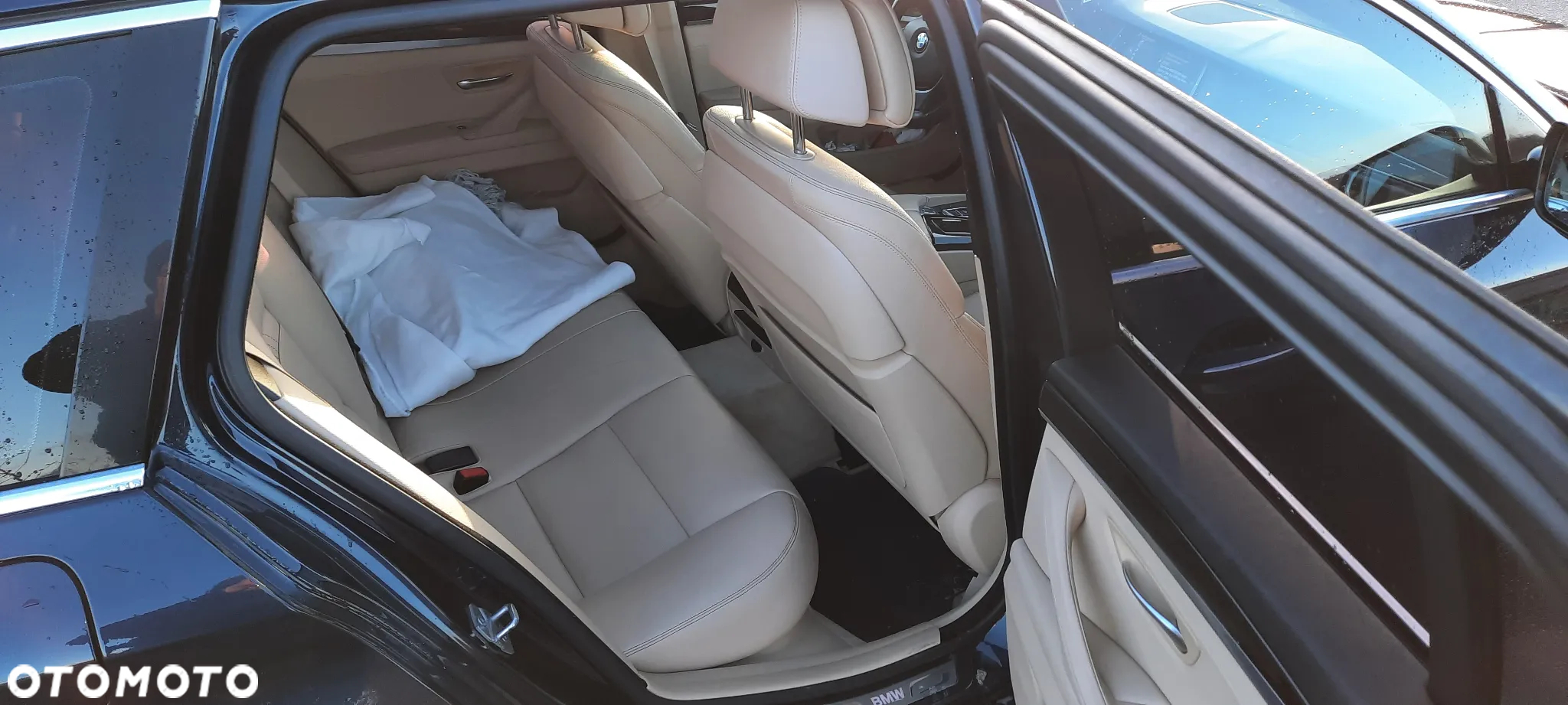 BMW Seria 5 525d Touring Luxury Line - 19