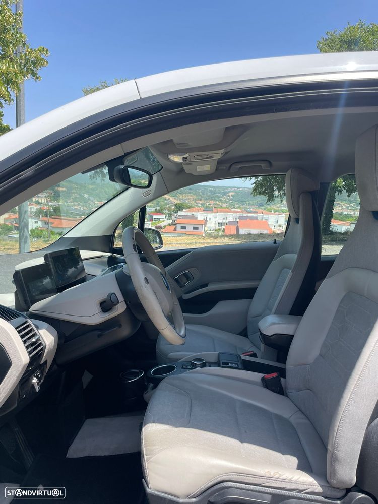 BMW i3 (60 Ah) - 12