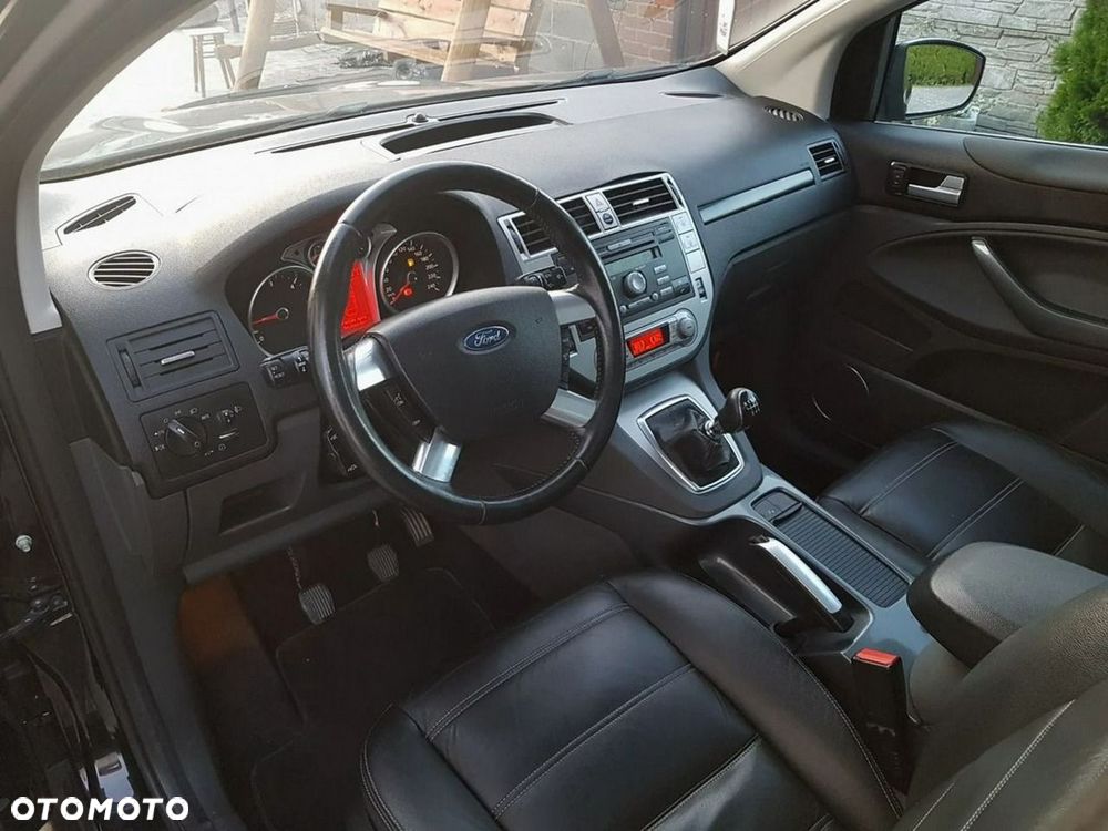 Ford Kuga 2.0 TDCi Titanium - 8