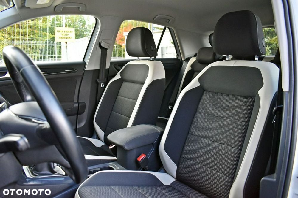 Volkswagen T-Roc 1.5 TSI ACT Premium - 11