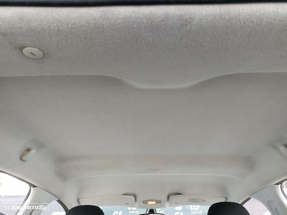 Peugeot 208 1.4 HDi Active - 28