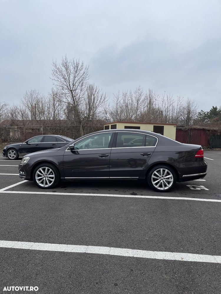 Volkswagen Passat 2.0 TDI Blue TDI DSG Comfortline - 14