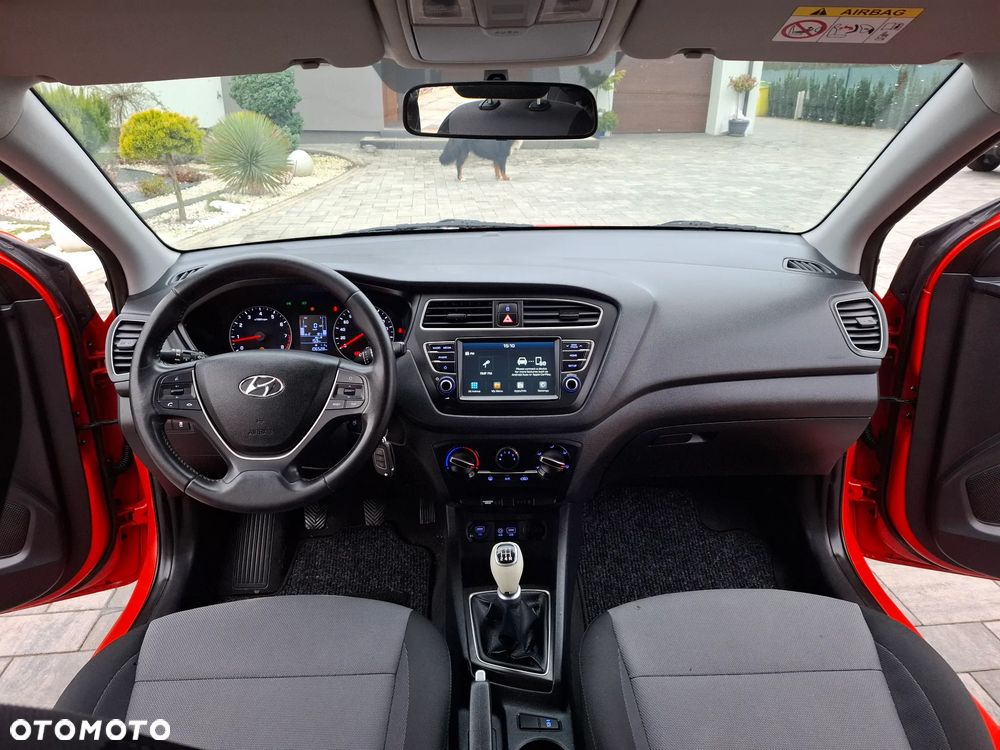 Hyundai i20 blue 1.2 Classic - 22