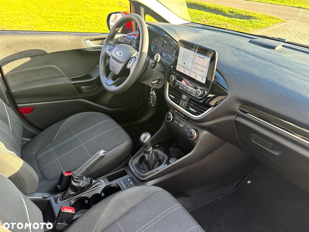 Ford Fiesta - 12