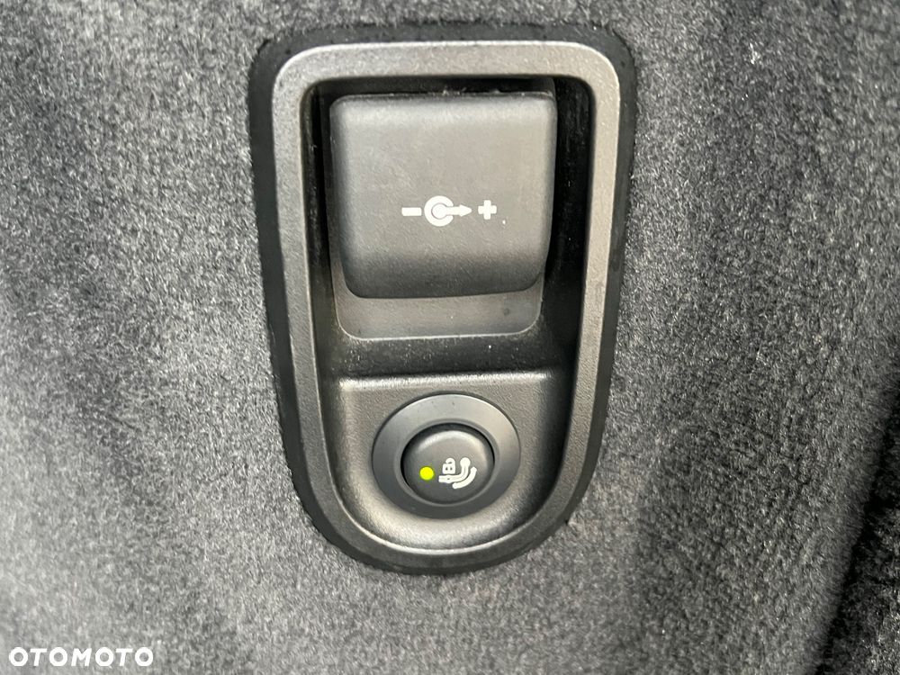 BMW Seria 5 520d Luxury Line sport - 21