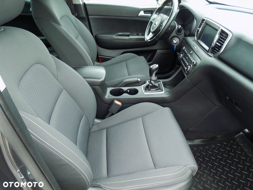 Kia Sportage 1.6 GDI 2WD DREAM-TEAM EDITION - 31