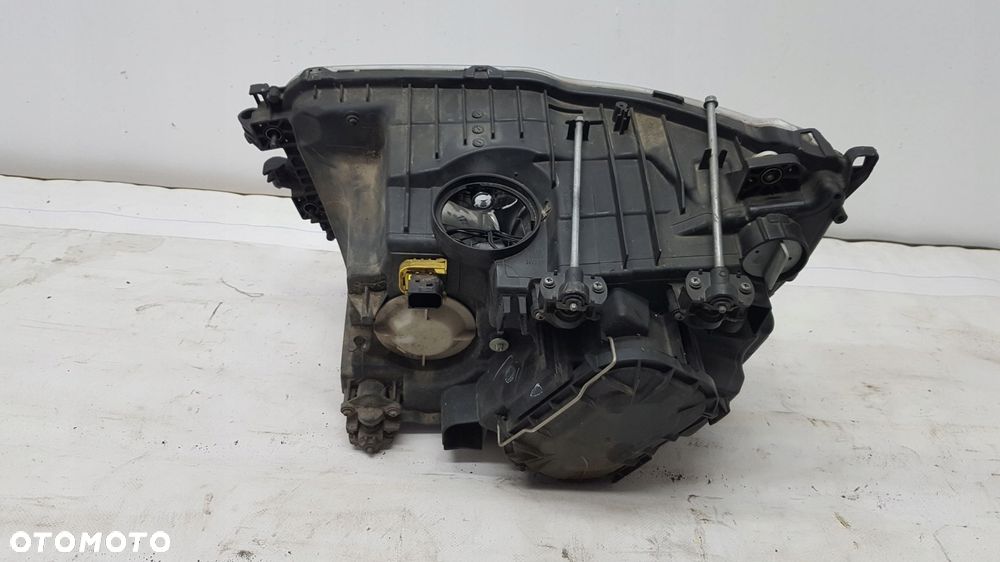 mercedes actros mp4 lampa lewa eu - 3