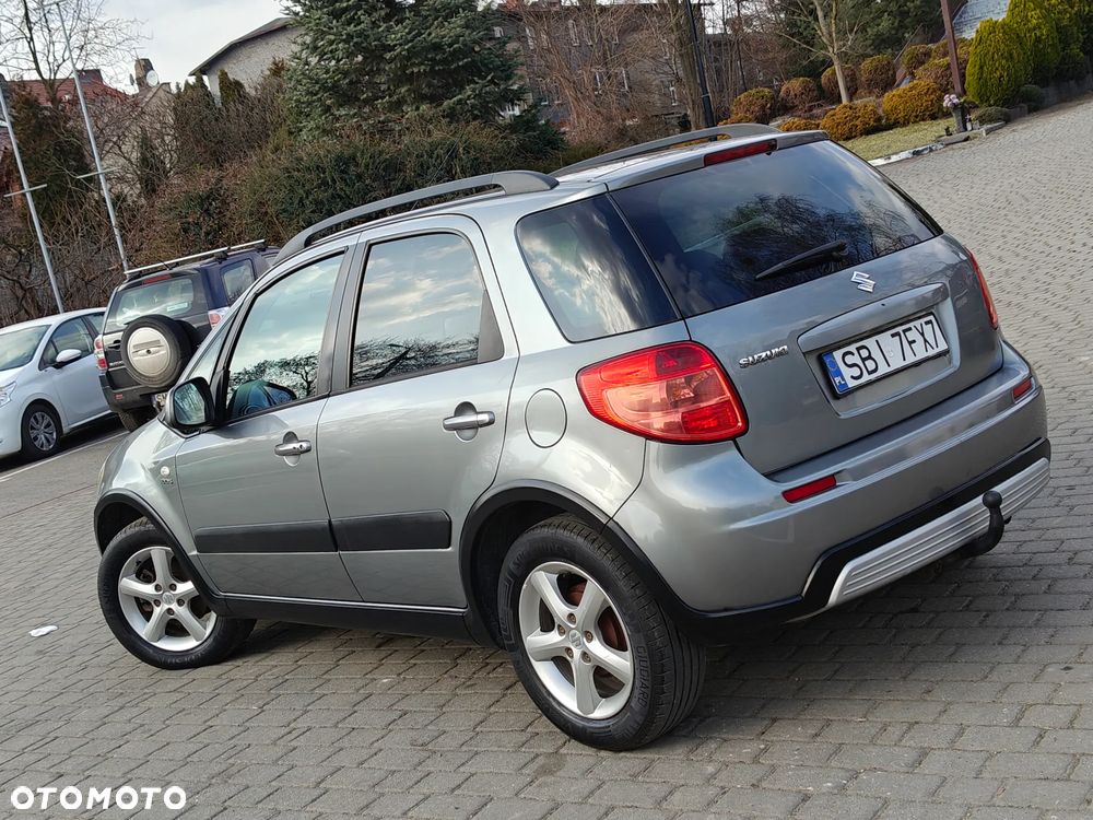 Suzuki SX4 1.9 DDiS DPF 4x2 Comfort - 2