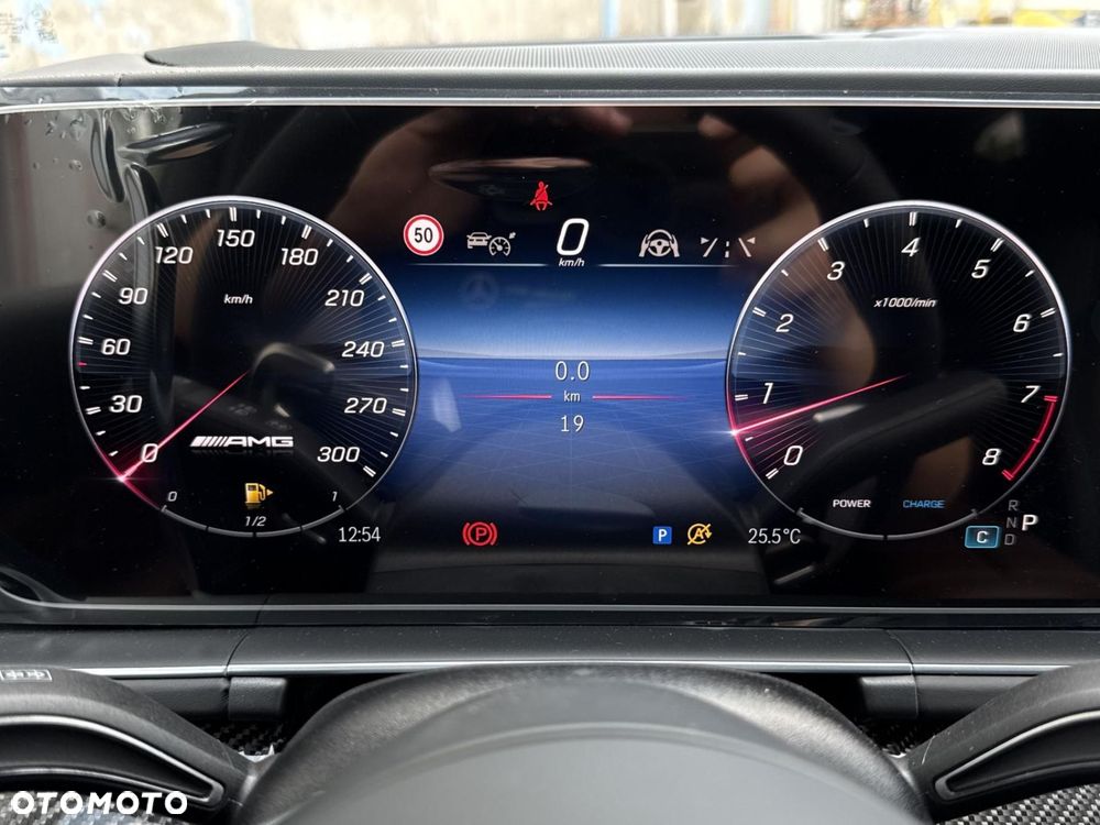 Mercedes-Benz GLS - 24