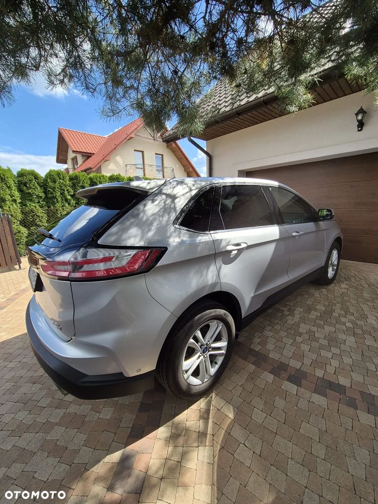 Ford Edge - 8