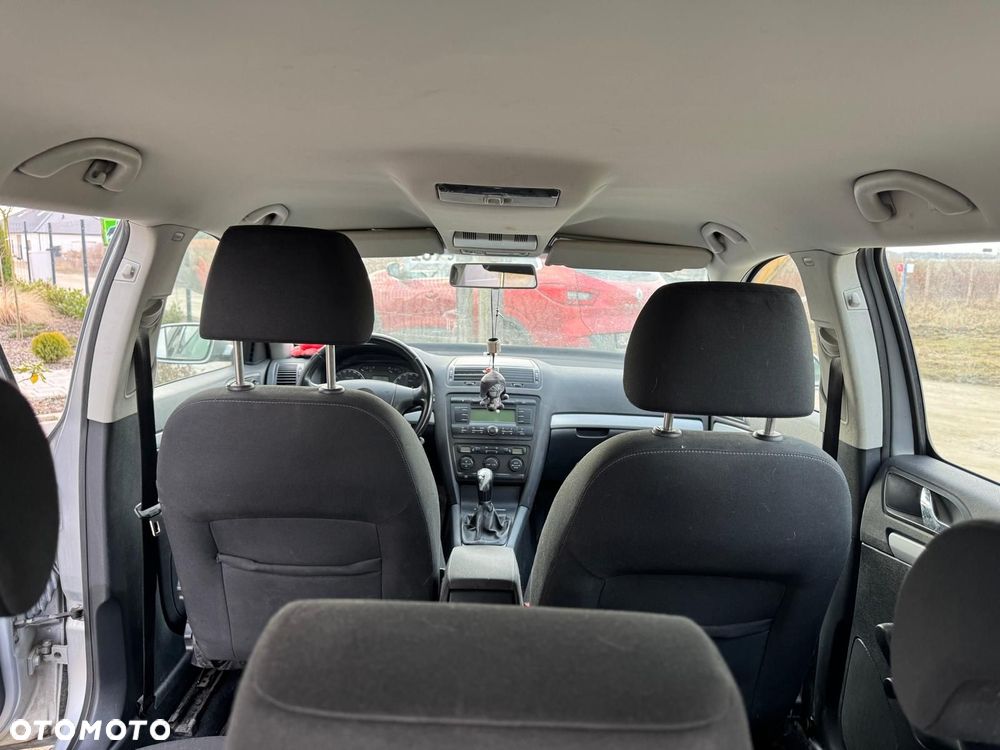 Skoda Octavia 1.6 Active - 8