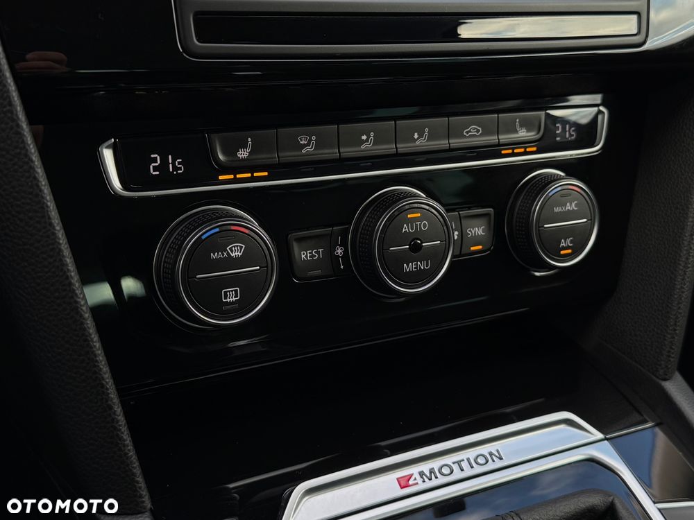 Volkswagen Passat 2.0 TDI 4Mot Elegance DSG - 21