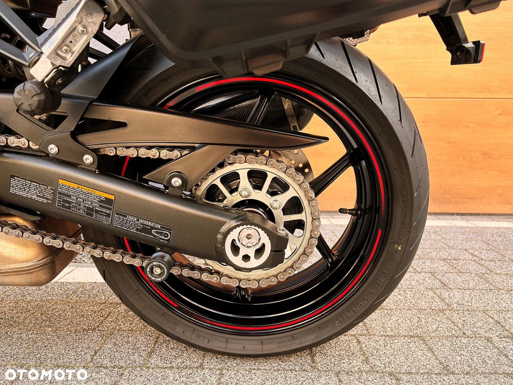 Kawasaki Ninja 1000 SX - 11