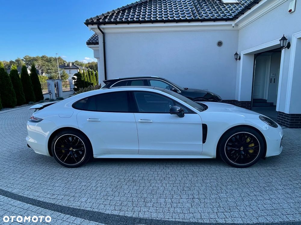 Porsche Panamera 4S Executive - 14
