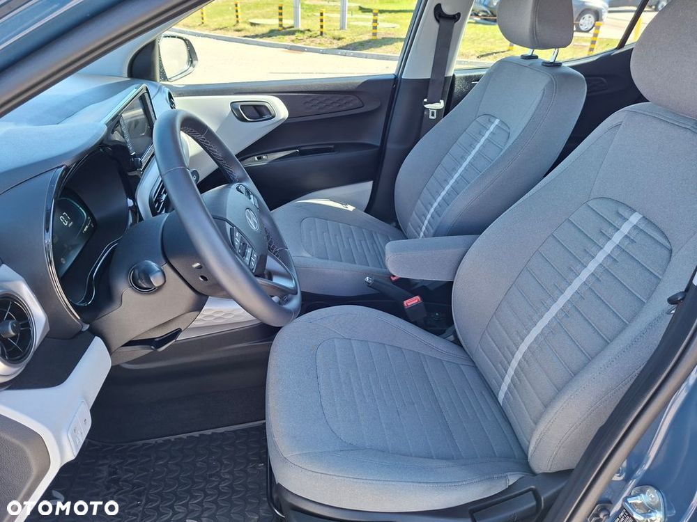 Hyundai i10 - 11