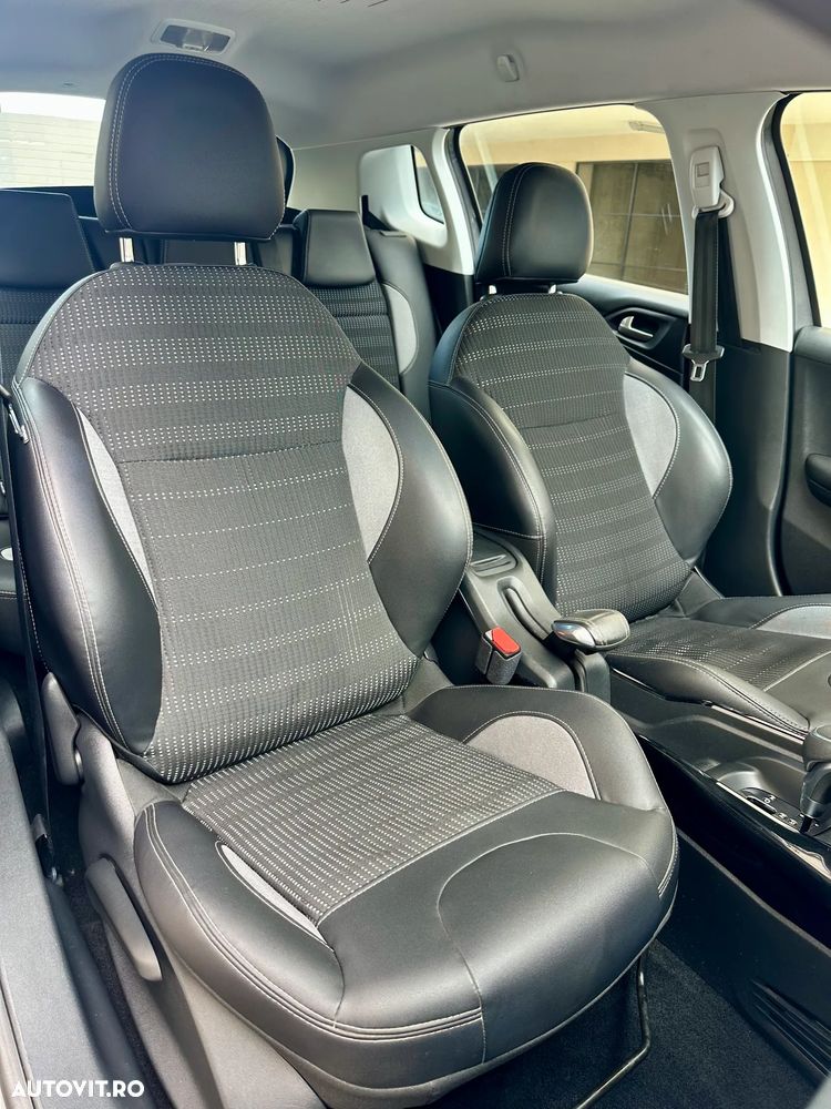 Peugeot 2008 - 5