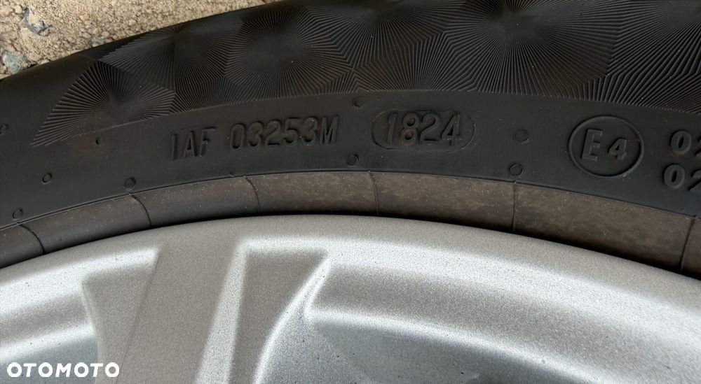 Ford S-Max - 28